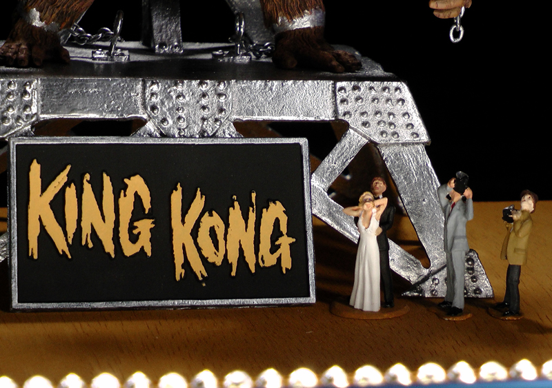Dark Horse Kong dio nameplate